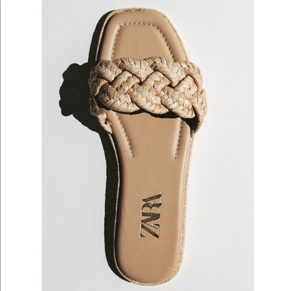 Zara FLAT WOVEN RAFFIA SANDALS - Picture 4 of 13